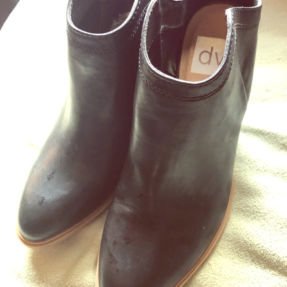 Wedge boots